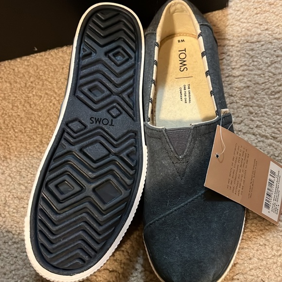 Shoes slip on - Picture 3 of 3